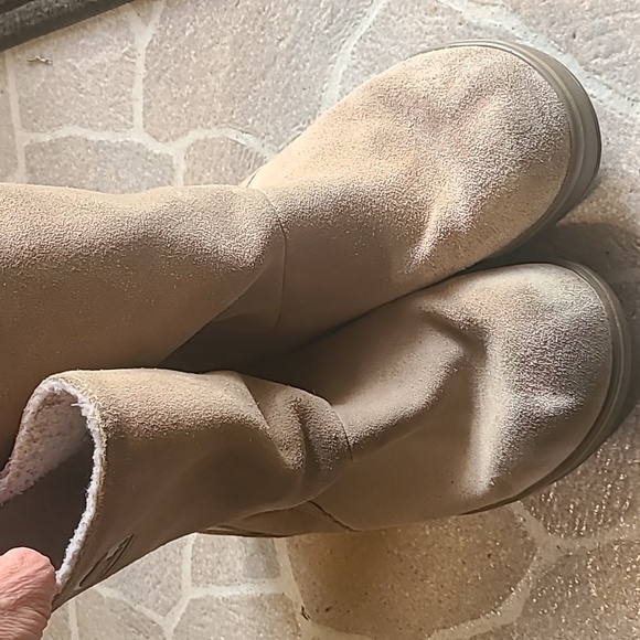 Sorel waterproof boots - Picture 8 of 13